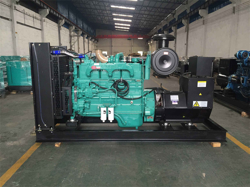 称多发电机出租租赁如何保证柴油发电机组的正常运行?